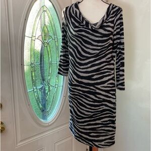 Michael Kors Size M Lightweight Zebra Print Sweater Dress Cowl Neck 3/4 Sleeves